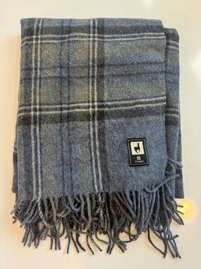 Tumi Alpaca Blend Plaid Throw Fringe